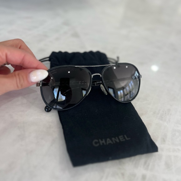Chanel black aviator sunglasses - Picture 2 of 3